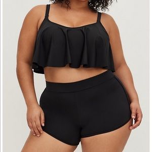 Torrid Flounce Wireless Bikini Top & Dolphin Hem Swim Shorts 2 Piece Set 4